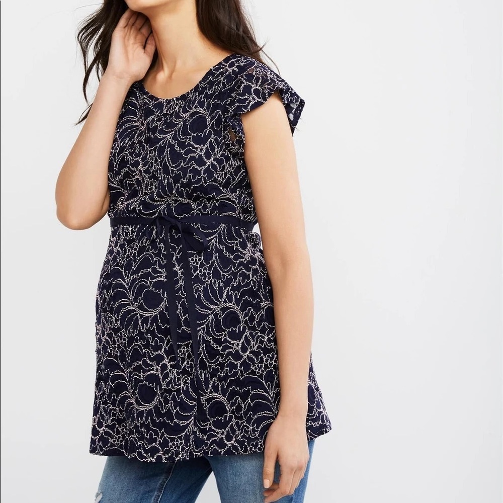 Gender reveal mother maternity lace blouse. NWT.